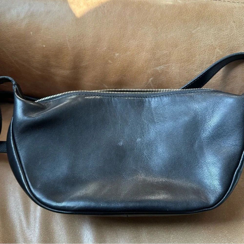 Madewell Black Leather Crescent Crossbody Bag with Gold Hardware - Picture 14 of 16